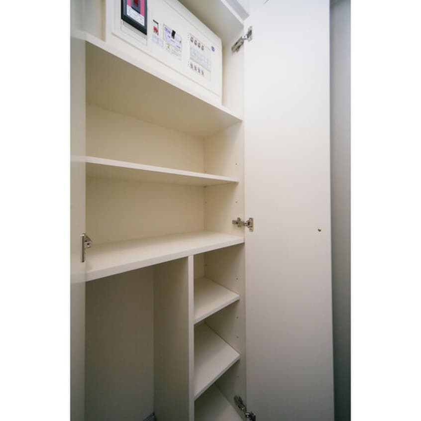 靴箱 ＡＲＴＩＳ仙台木町通