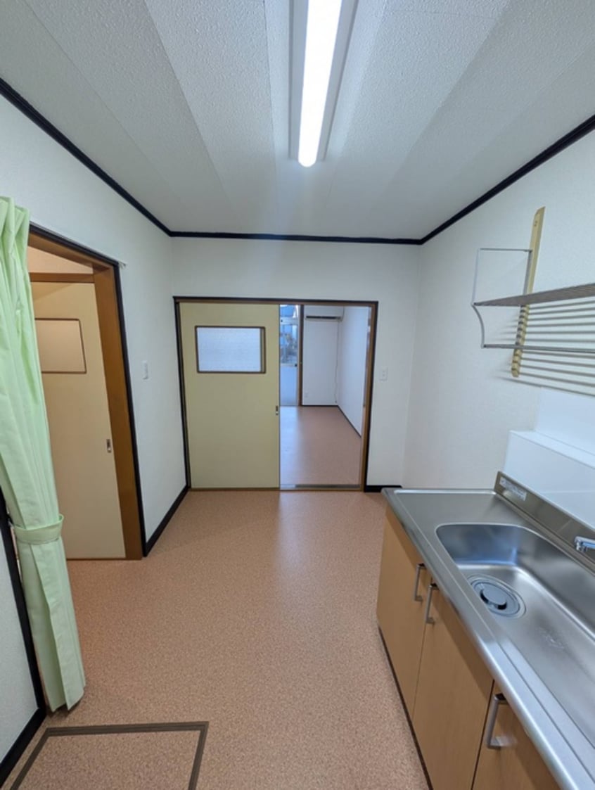 廊下 大泉アパ－トC棟