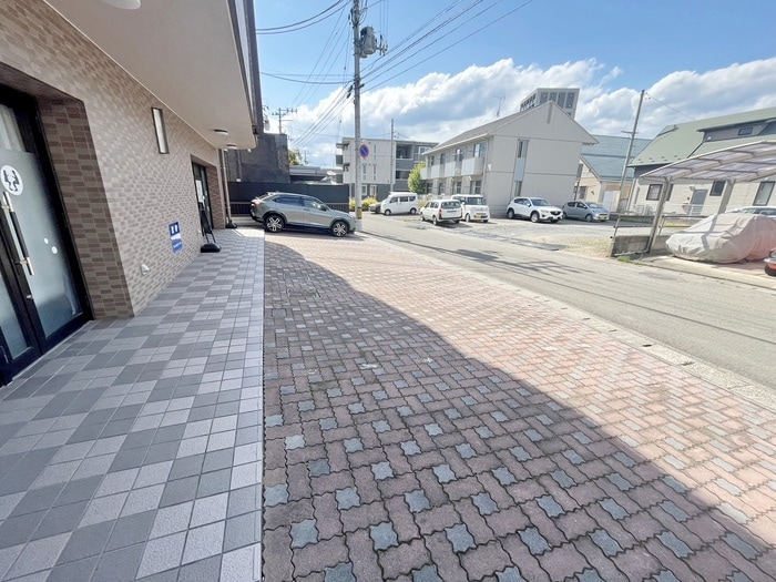 駐車場 サンパラン泉