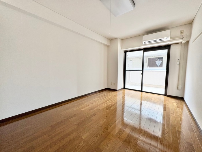 居室 サンパラン泉