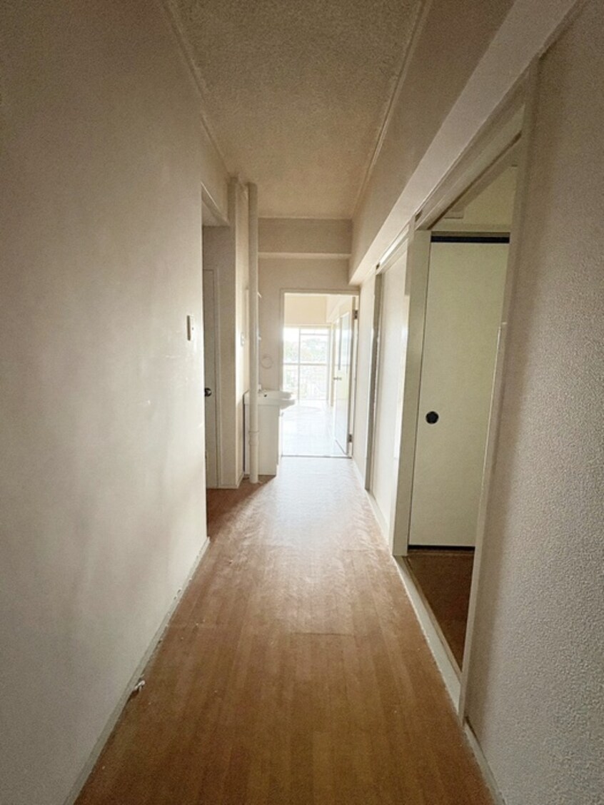 廊下 ポ－トタウンカネショ－