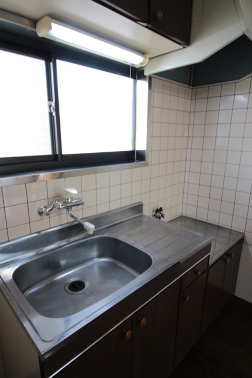 キッチン サンシャインＷ　Ａ