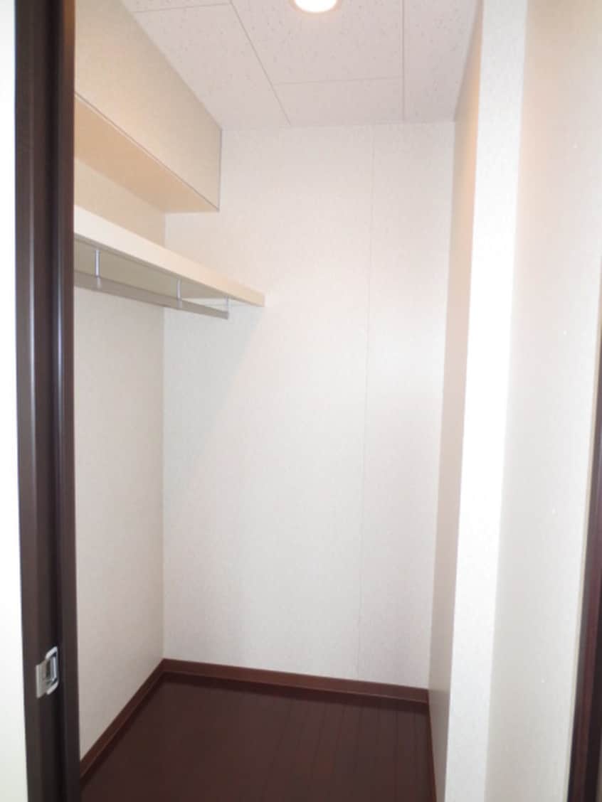 収納 エ－フィ－ルズ新田東