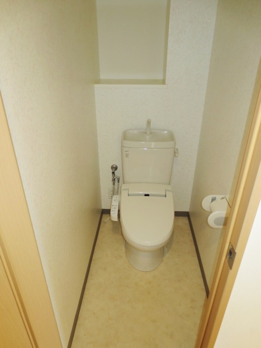 トイレ 泉ロイヤルタワ－ＳＴ
