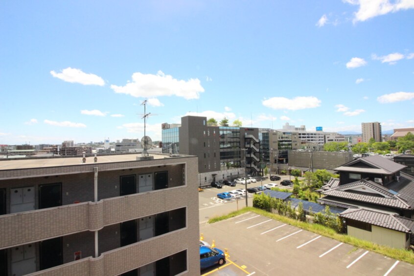 室内からの展望 シェモア泉中央