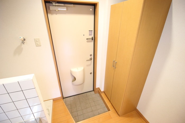 玄関 エスポワ－ル・シャト－愛子Ⅰ