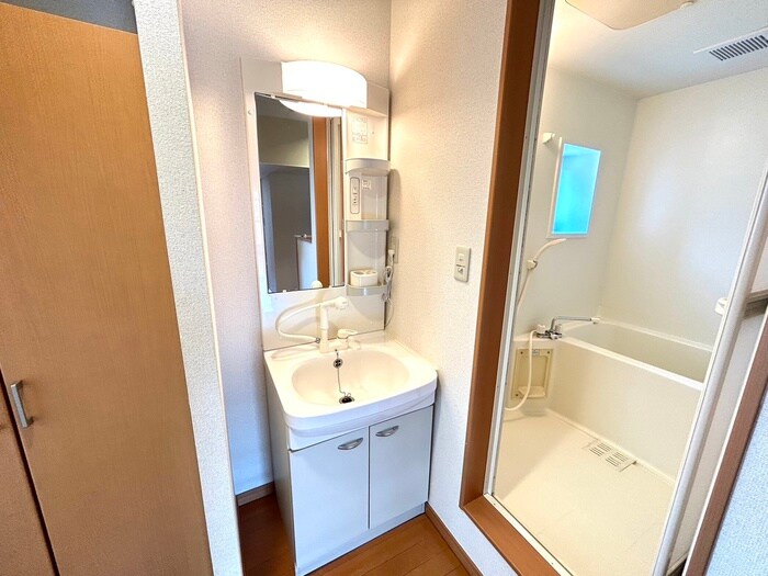 洗面 エスポワ－ル・シャト－愛子Ⅰ