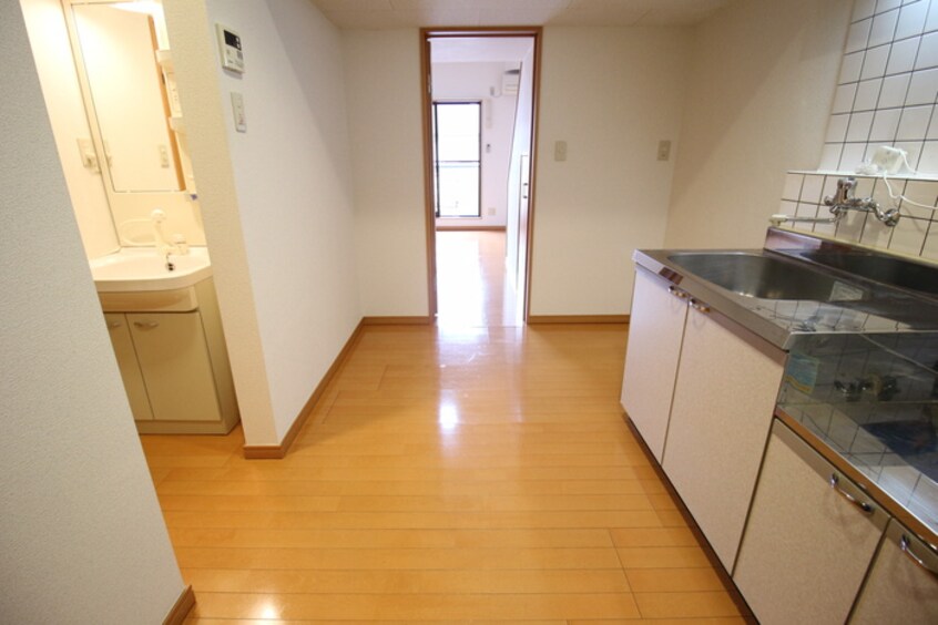 廊下 エスポワ－ル・シャト－愛子Ⅰ