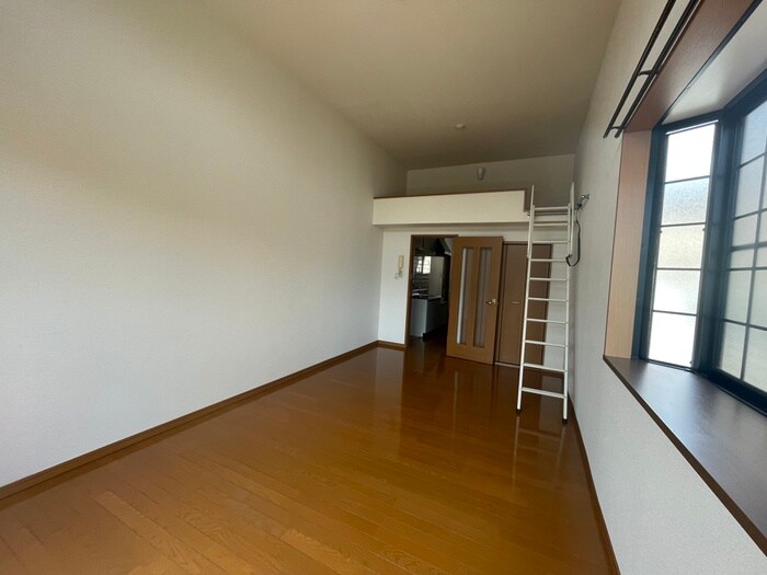 居室 エルマ－ノ愛子中央2