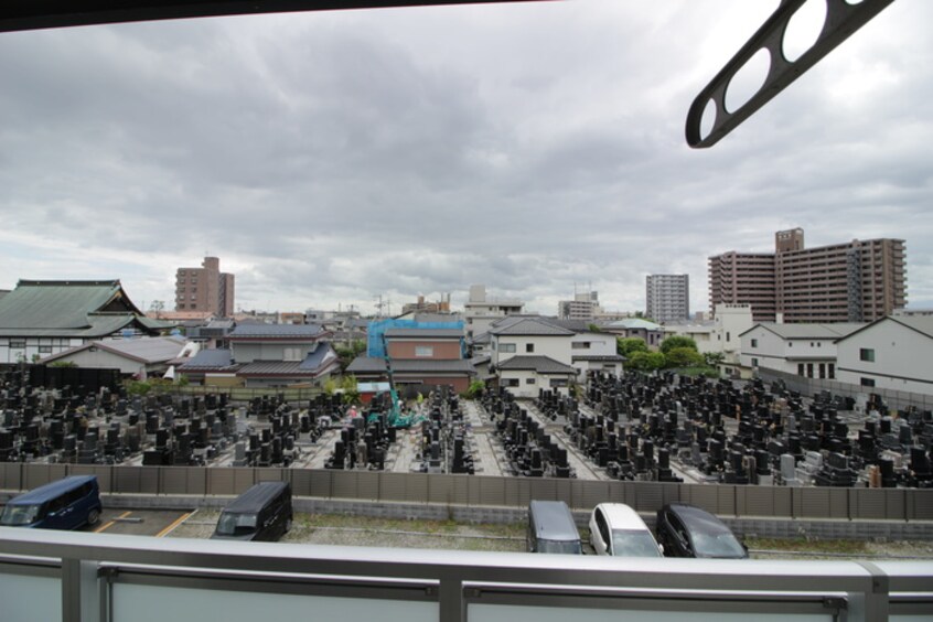 室内からの展望 リブリ・１