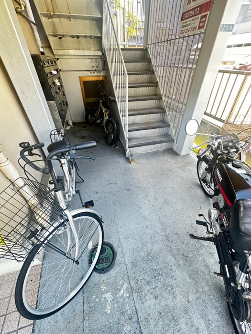 エントランス部分 コーポ渡邊
