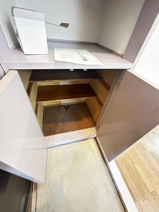 靴箱 コーポ渡邊