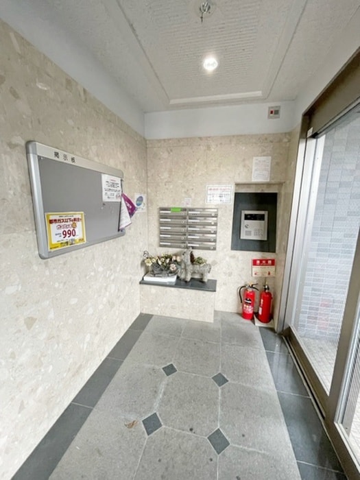 エントランス部分 フォレストコ－ト１