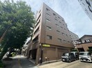 西公園ビルの外観