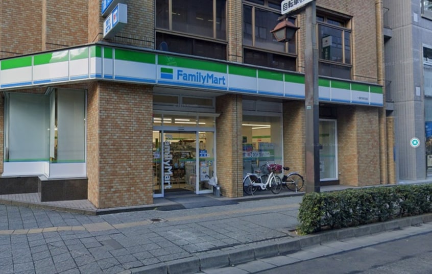 ファミリーマート(コンビニ)まで150m セントフィールド一番町