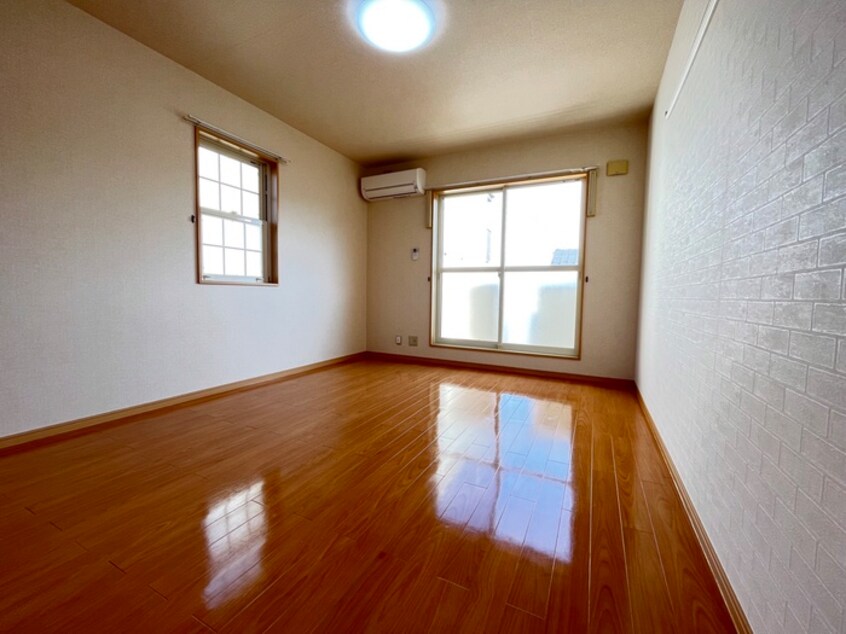 居室 パセオプラシ－ド上杉