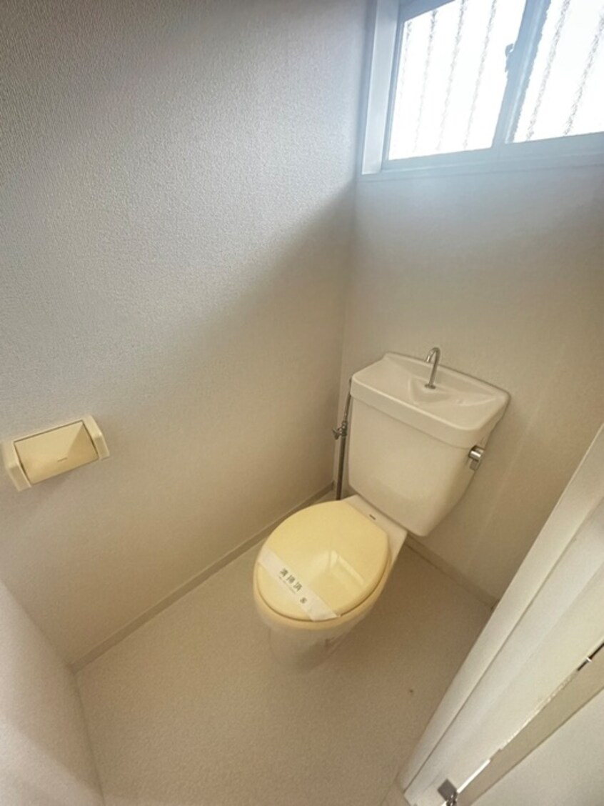 トイレ エスポア－ルⅣ