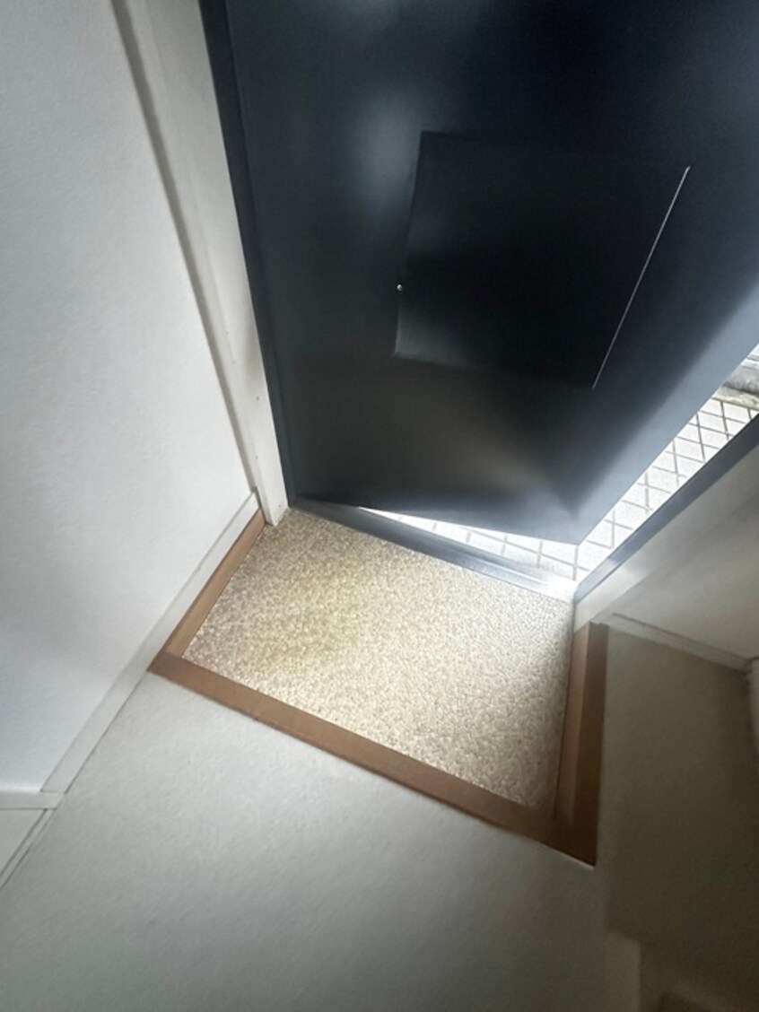 玄関 エスポア－ルⅣ