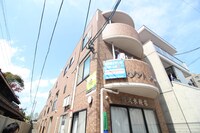 メゾンドシャルマン原町