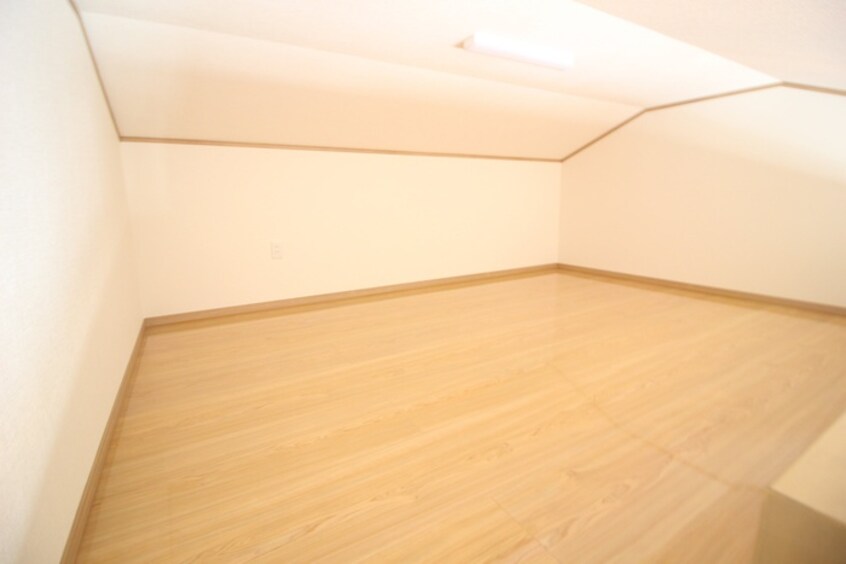 ロフト ハーランエステート