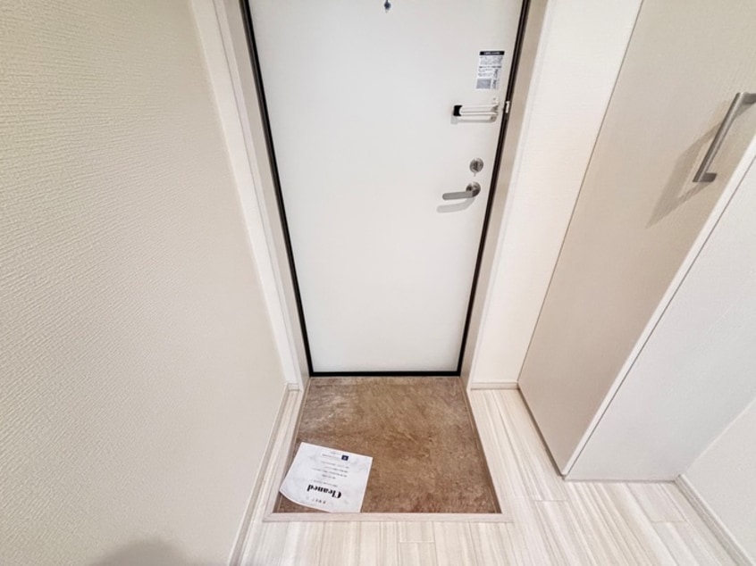 玄関 RIZEST連坊３