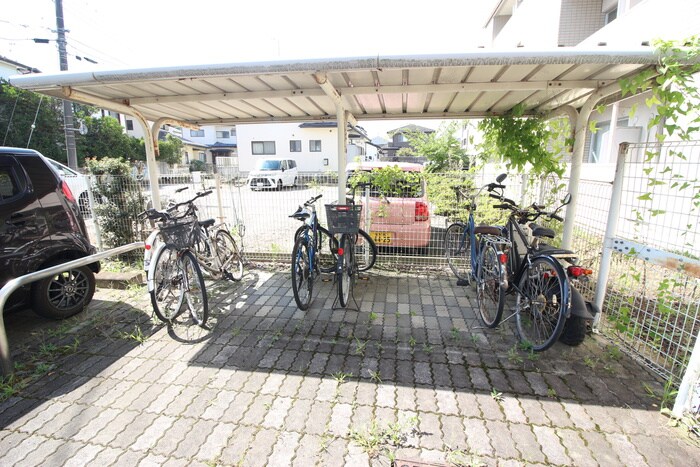 駐輪場 ロイヤルヒルズ富沢Ⅰ