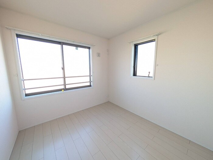 居室 プロスペレ霞目