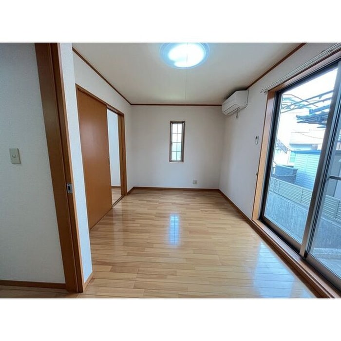 居室 キャピタルサトウ