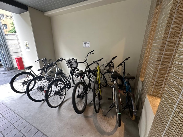 駐輪場 アリオール一番町