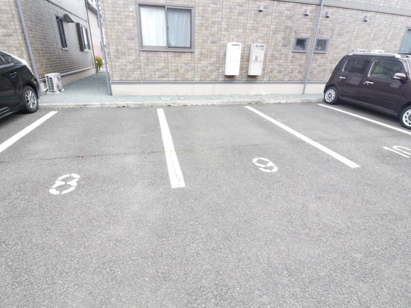 駐車場 アム－ル・ド・メゾンⅡ番館