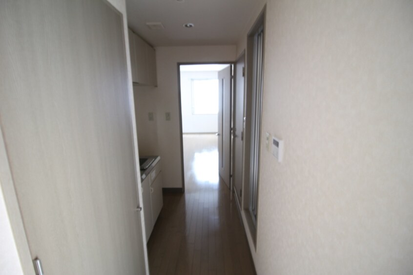 廊下 ヴァンデメ－ル五橋