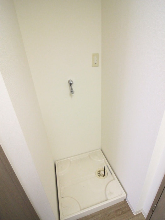 洗濯機置場 カーサグランデ５