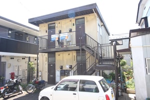 貝山アパート