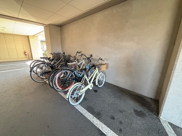 駐輪場 リエス宮城野