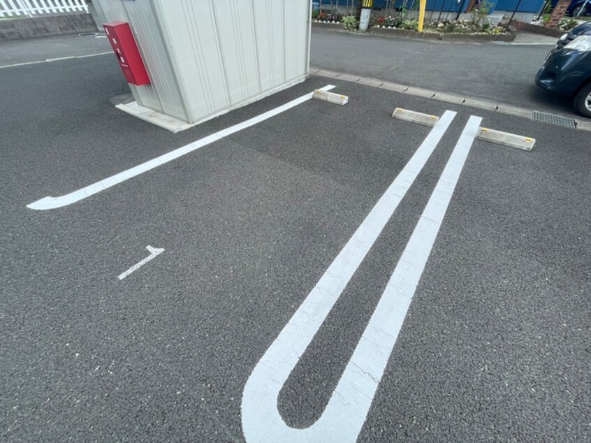 駐車場 クレールヒロセⅠ