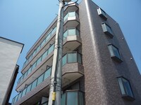 ラ　リヴィエール