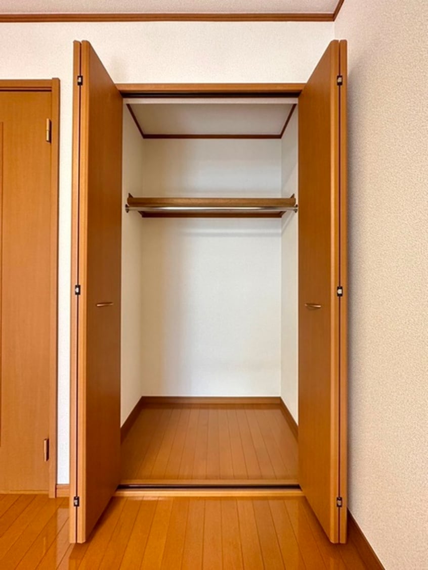 収納 パセオプラシ－ド神明