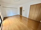 居室 ロイヤルガーデン春日町