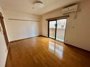 居室 ロイヤルガーデン春日町
