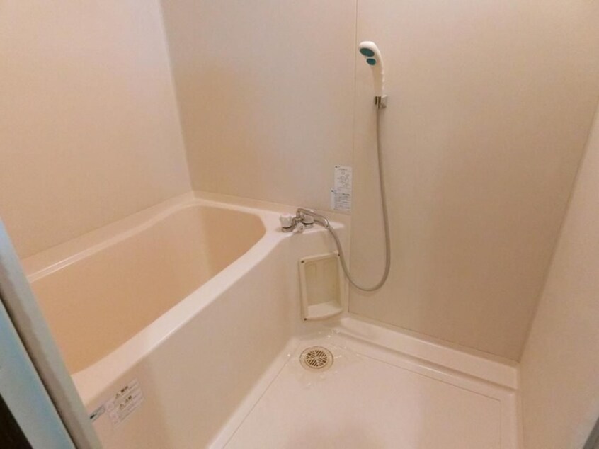 バス／シャワールーム等 ホワイトキャッスル遠見塚８番館