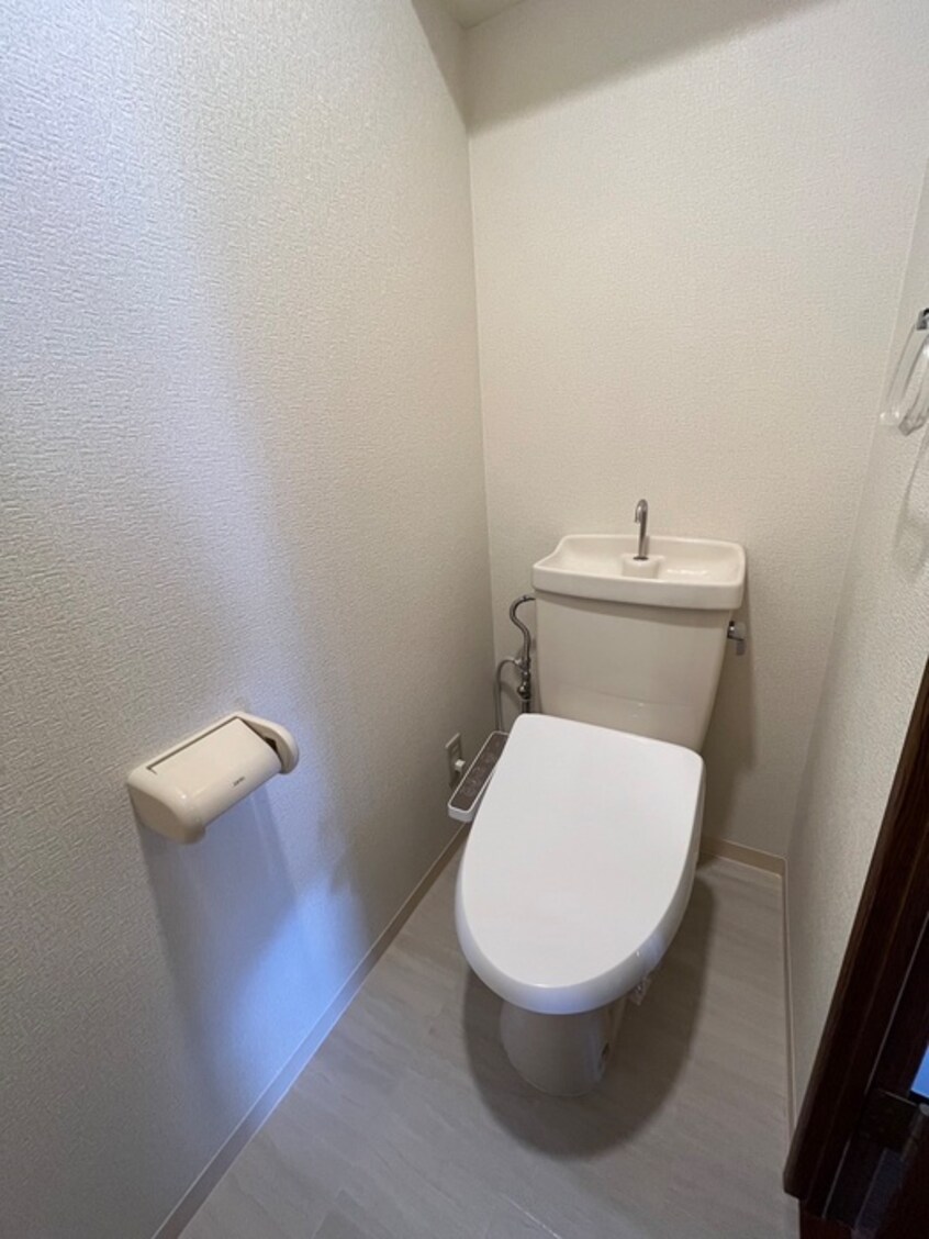 トイレ リエス支倉町