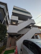 コスモスターツ榴ヶ岡の外観