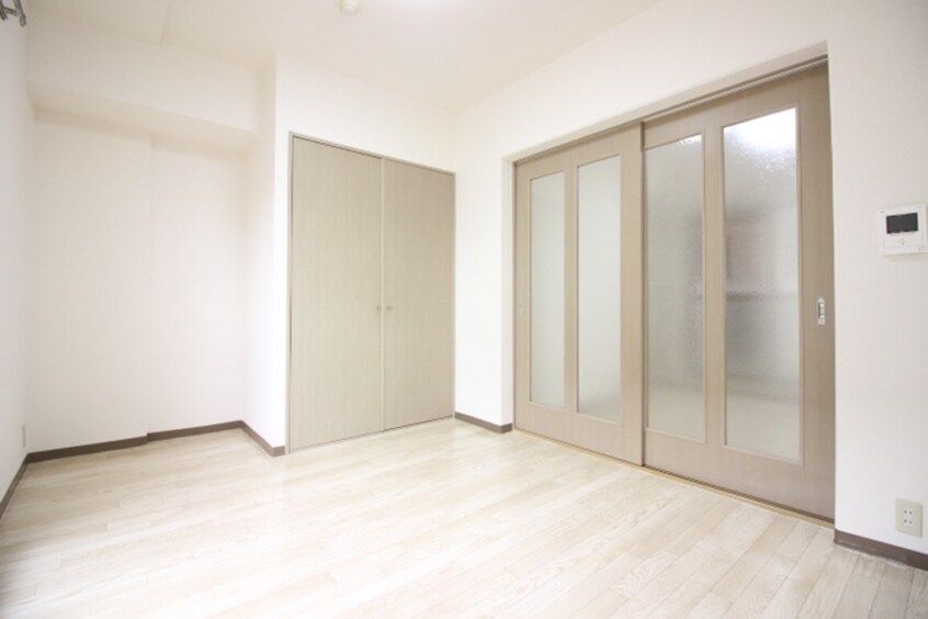 居室 クレスト－ル市名坂(1階・2階)