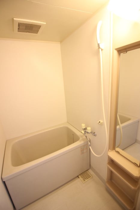 バス／シャワールーム等 クレスト－ル市名坂(1階・2階)