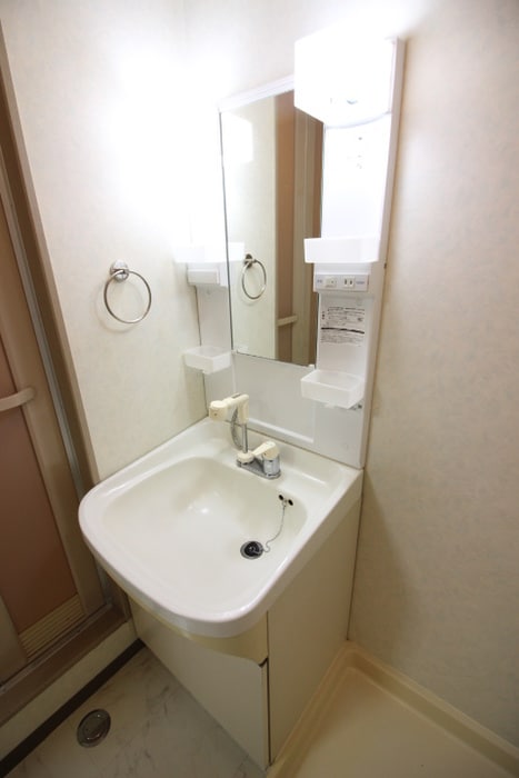 洗面 クレスト－ル市名坂(1階・2階)