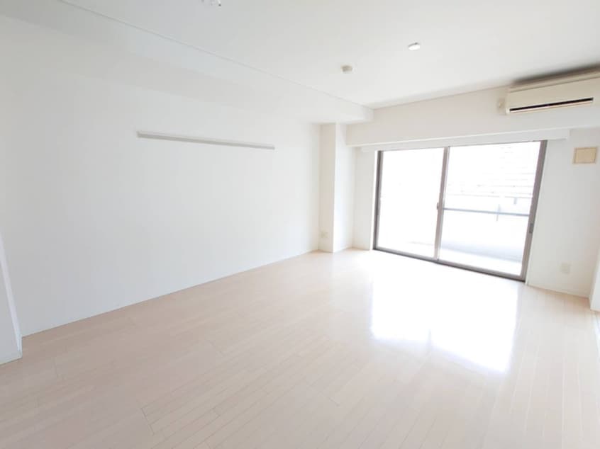 居室 メゾン霊屋