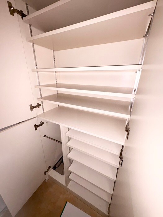 靴箱 メゾン霊屋