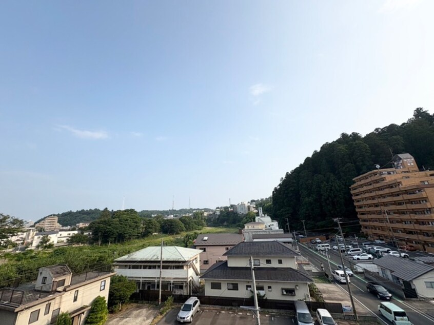 室内からの展望 メゾン霊屋