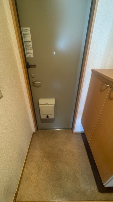 玄関 セジュ－ル・モナリエＫ