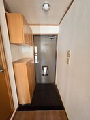 玄関 フォンテ－ヌ市名坂